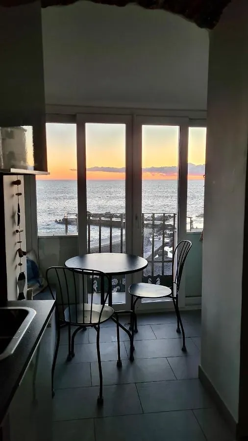 Apartment Best Flat Beachfront Camogli